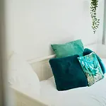 Les 7 Meuses - Restaurant & Hebergements Hoteliers - Insolites - Wellness - Profondeville