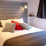 Les 7 Meuses - Restaurant & Hebergements Hoteliers - Insolites - Wellness - 3*