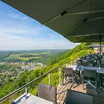 Hotel Les 7 Meuses - Restaurant & Hebergements Hoteliers - Insolites - Wellness - Profondeville
