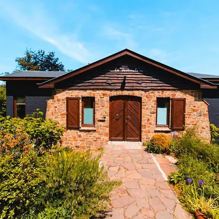 Отель Les 7 Meuses - Restaurant & Hebergements Hoteliers - Insolites - Wellness - 3*