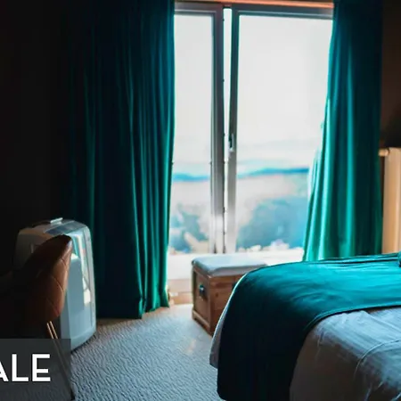 Les 7 Meuses - Restaurant & Hebergements Hoteliers - Insolites - Wellness - Отель