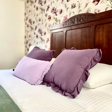 Les 7 Meuses - Restaurant & Hebergements Hoteliers - Insolites - Wellness - 3*