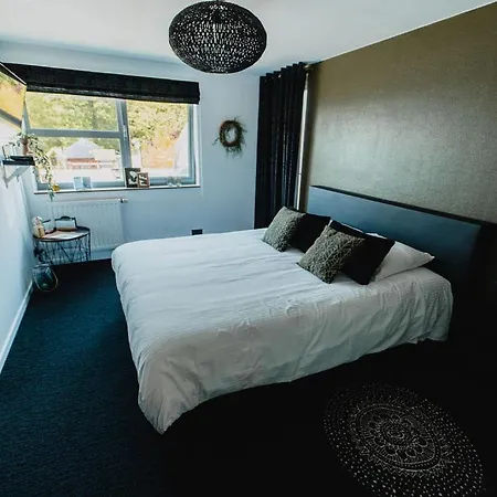 Отель Les 7 Meuses - Restaurant & Hebergements Hoteliers - Insolites - Wellness -