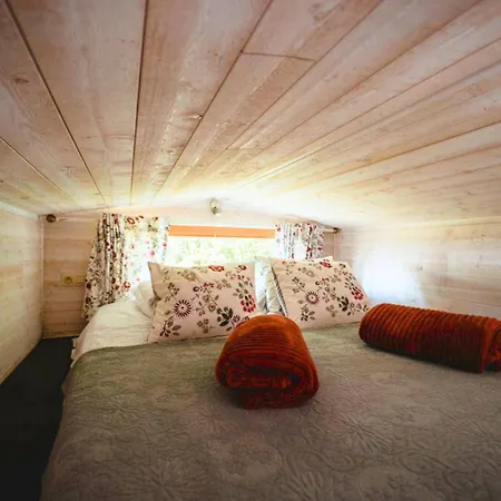 Les 7 Meuses - Restaurant&hébergements Hôteliers - Insolites - Wellness - Hotel