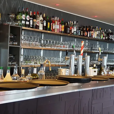 Les 7 Meuses - Restaurant & Hebergements Hoteliers - Insolites - Wellness -