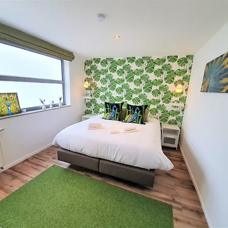 Les 7 Meuses - Restaurant & Hebergements Hoteliers - Insolites - Wellness - 3* Профондвиль