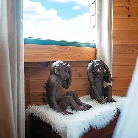 Les 7 Meuses - Restaurant & Hebergements Hoteliers - Insolites - Wellness -