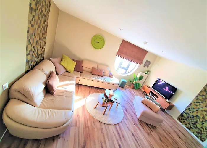 Les 7 Meuses Hotel 3*