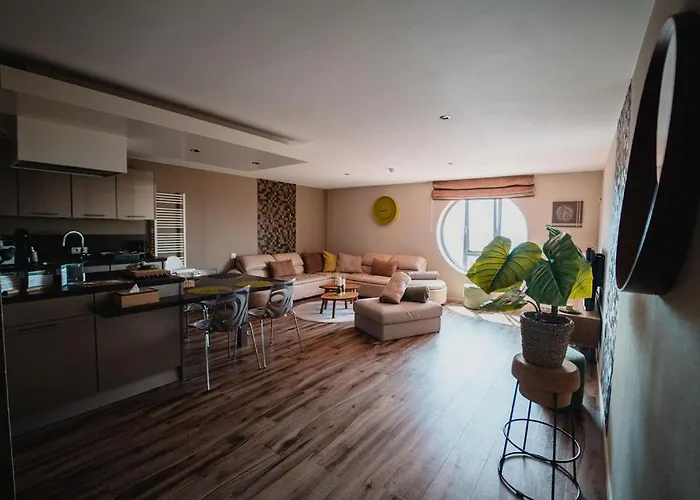 Les 7 Meuses Hotel 3*